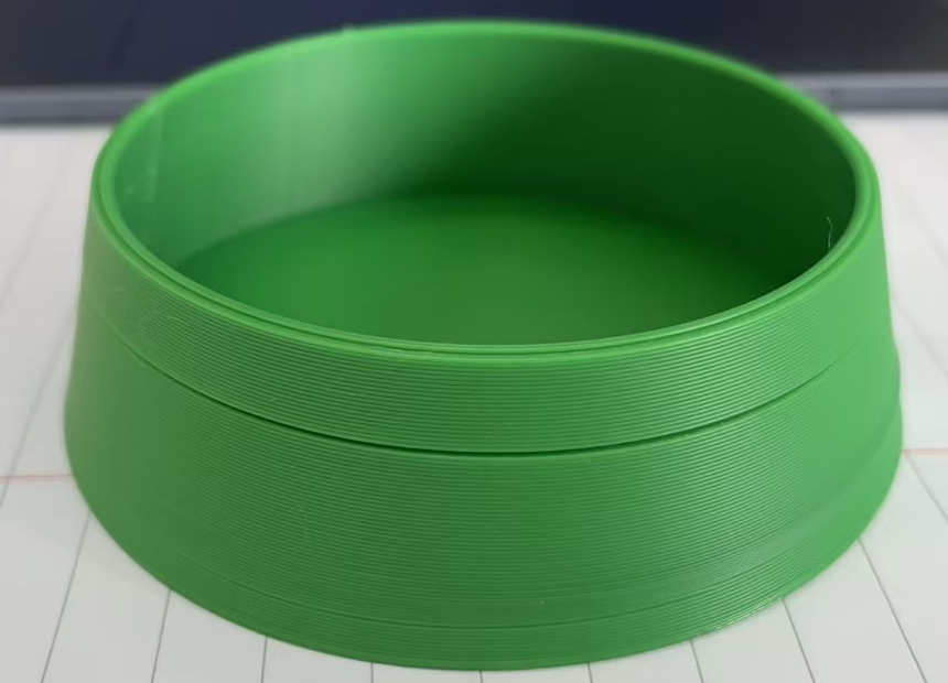 Example of interlayer cracking